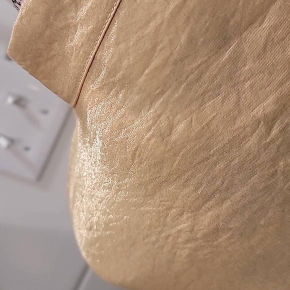 Elegant Vintage Shiny Lightweight Blouse - Picture 6 of 14